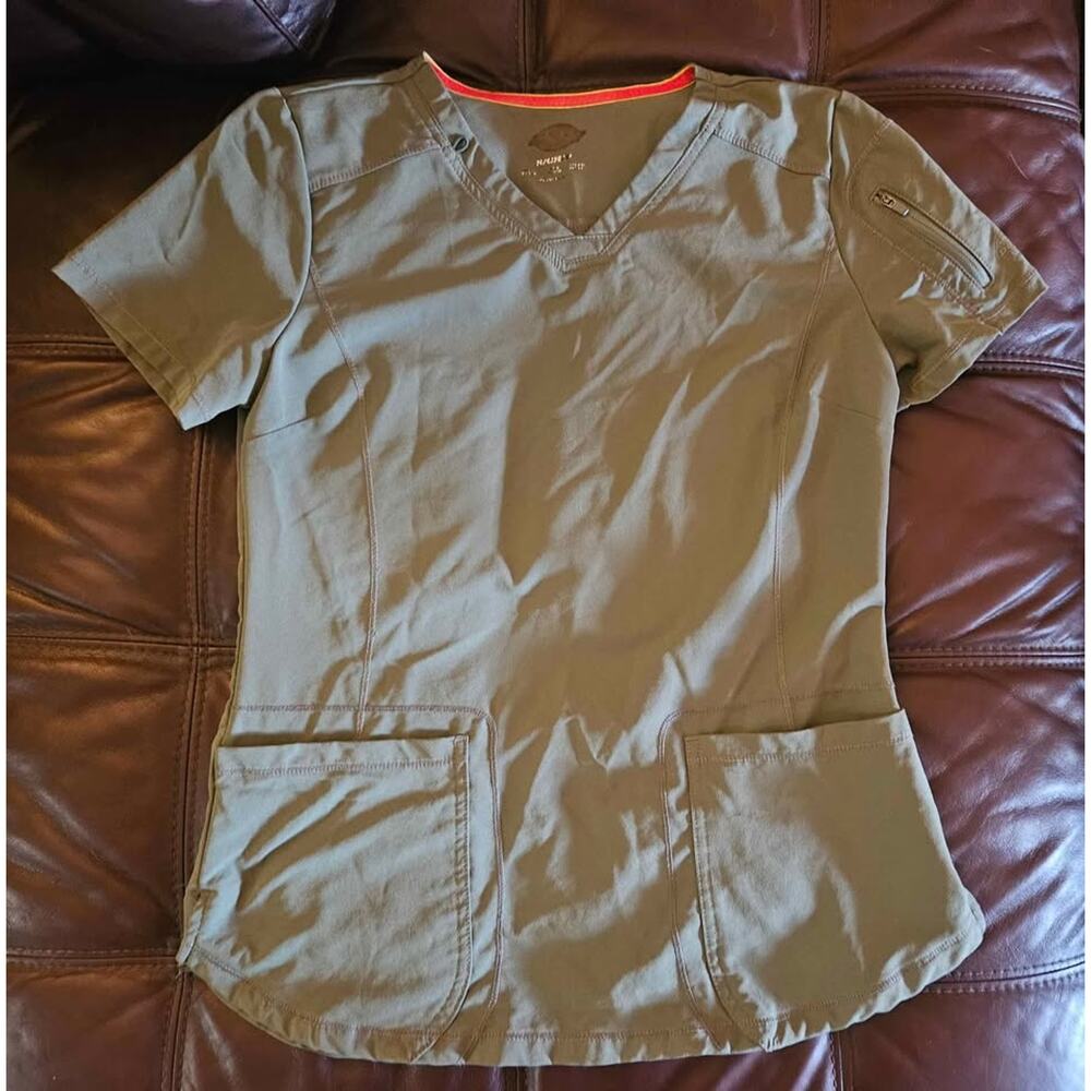 Women's Scrub Top Size S